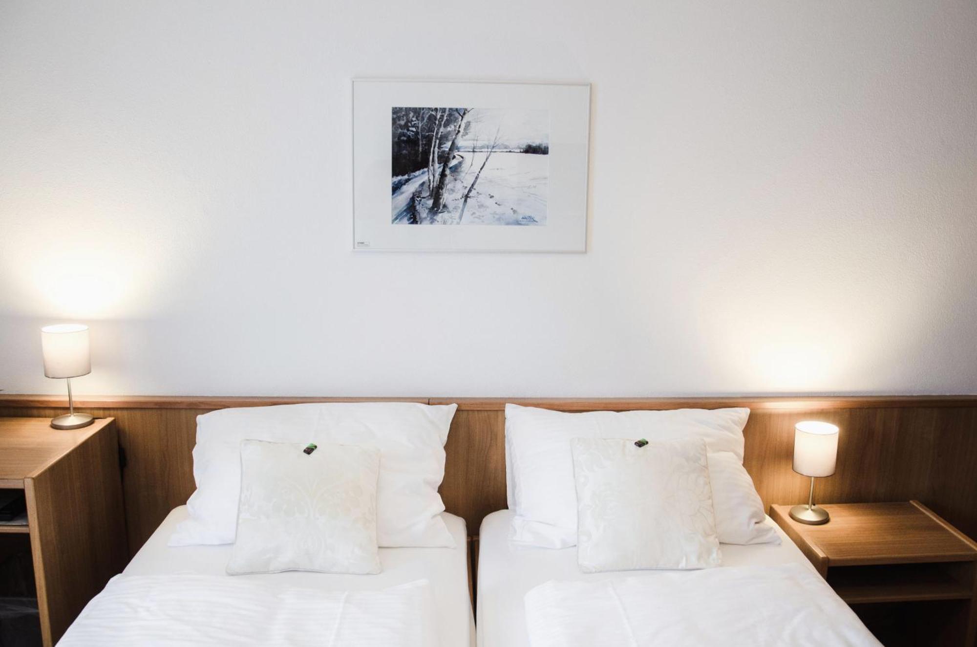 Hotel Blaue Traube Шонгау Екстериор снимка