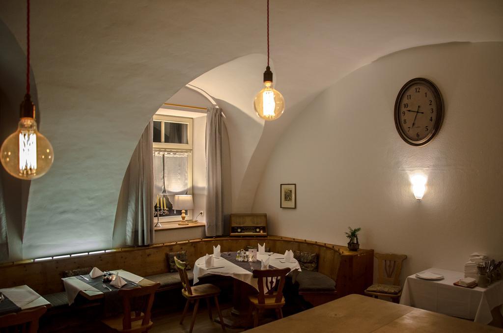 Hotel Blaue Traube Шонгау Екстериор снимка