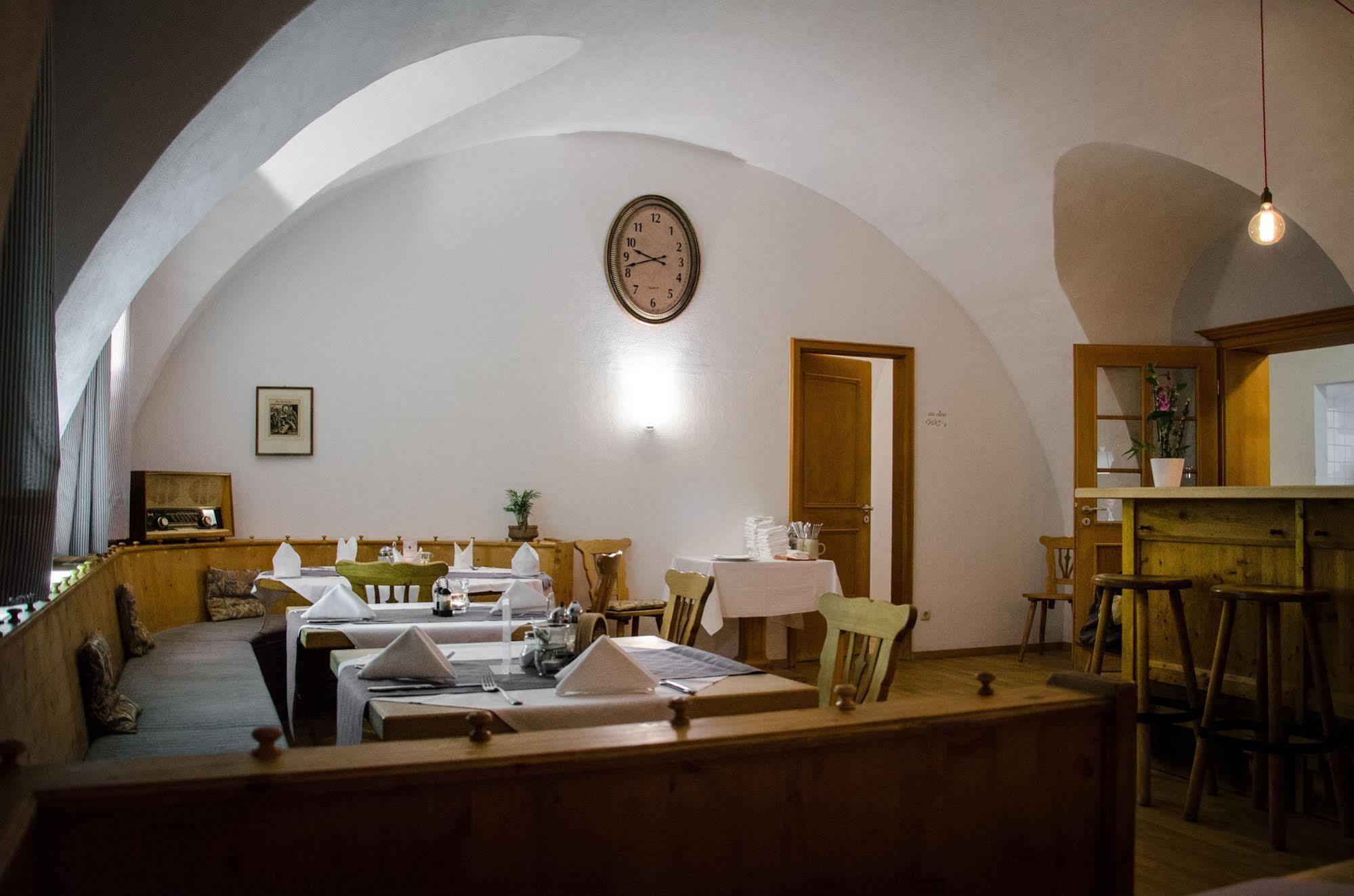 Hotel Blaue Traube Шонгау Екстериор снимка